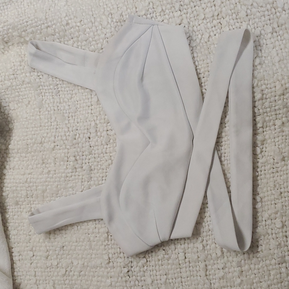 White Criss Cross Bottom Top